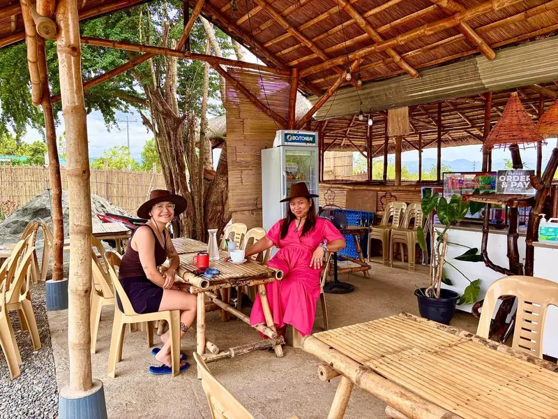 Volunteer spending time with the B&Y team at the open-air farm café
